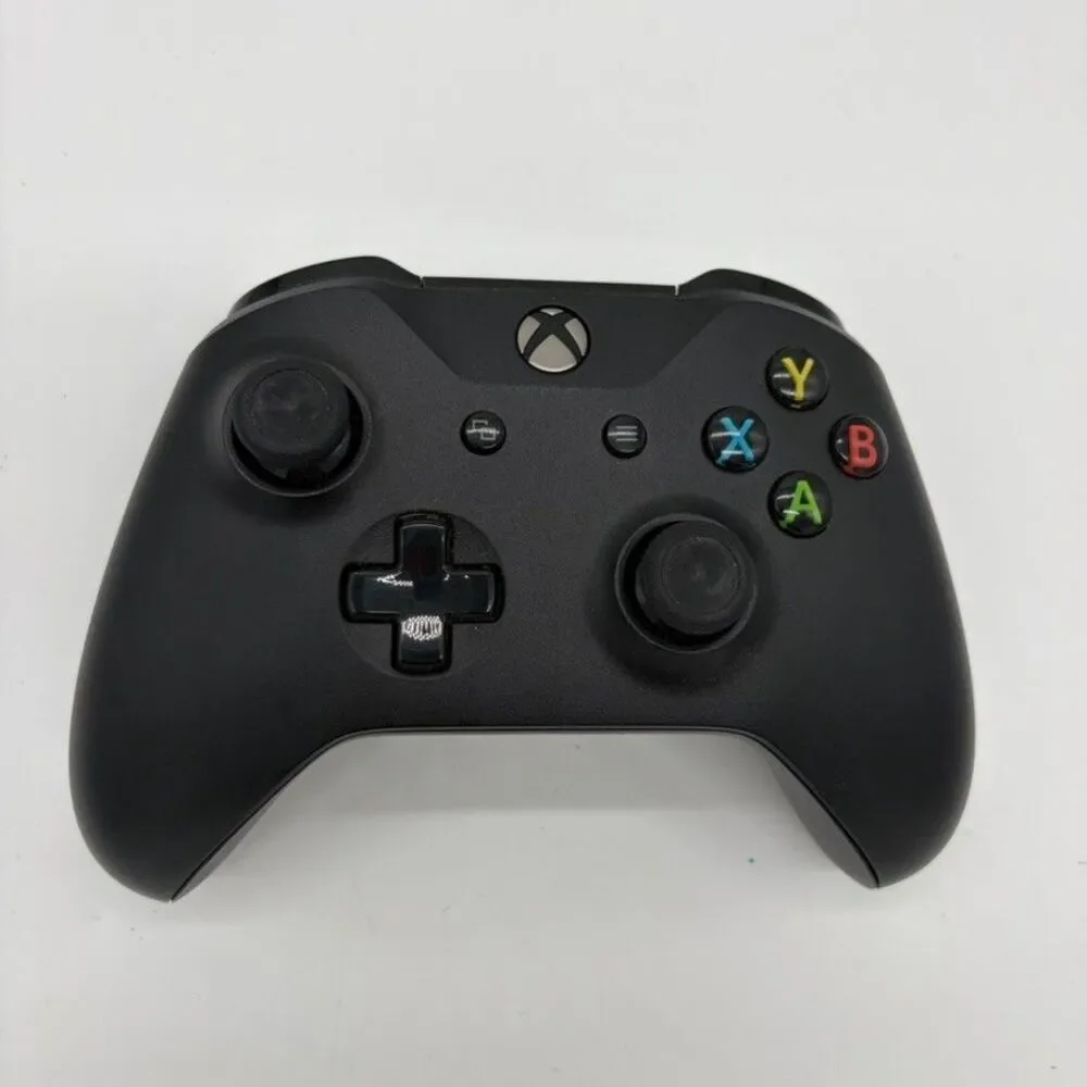 Xbox One Wireless Bluetooth Controller Model 1708 - Black (tested)